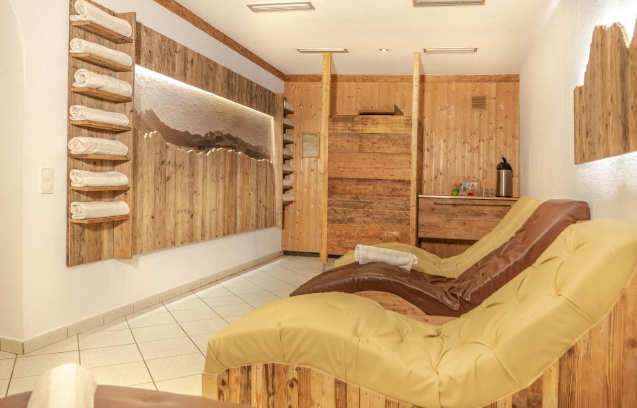 Garni Hotel Melissa 卡斯特尔罗托 外观 照片