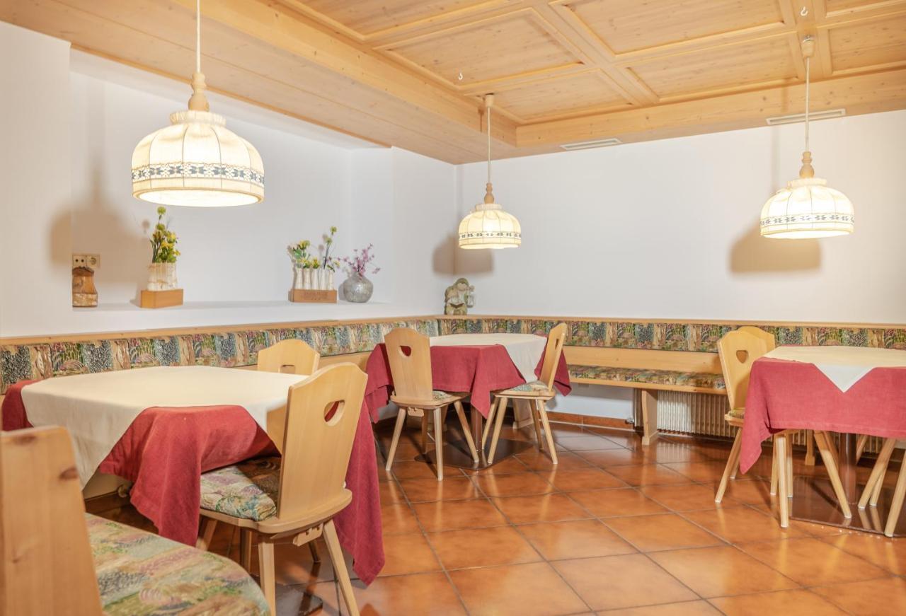 Garni Hotel Melissa 卡斯特尔罗托 外观 照片