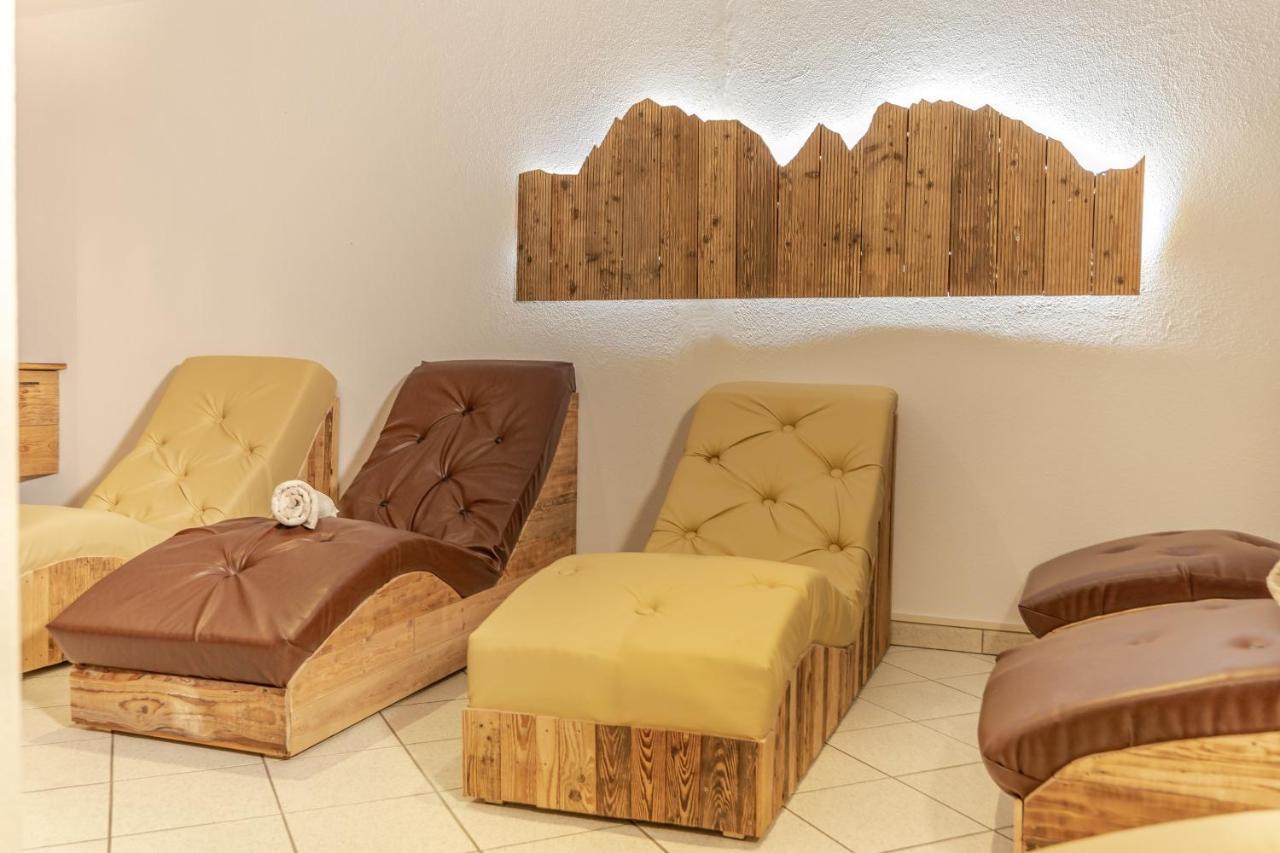 Garni Hotel Melissa 卡斯特尔罗托 外观 照片